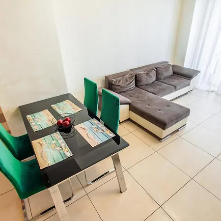 Apartment View Mamaia